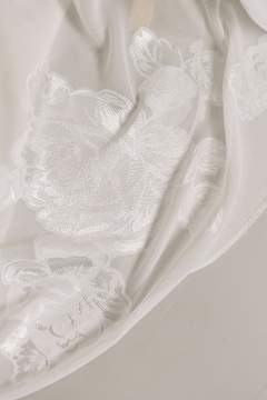 S0530 - GASA DE SEDA Y VISCOSA CON FLORES JACQUARD - Sole Silva Telas de Novias ~ Bridal Fabrics