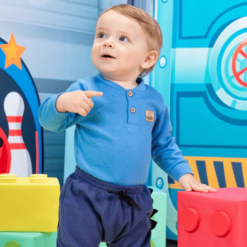 Body Bebê Menino Gola Portuguesa Manga Longa em Suedine 100% Algodão - comprar online