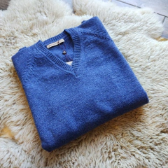 Sweater Hunterville escote en V - comprar online