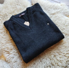 Sweater Hunterville escote en V en internet