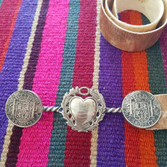 Yunta triple corazón y monedas carolus en internet