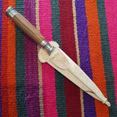 cuchillo de madera y alpaca