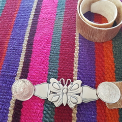 Yunta triple mariposa y monedas replica patacon - Vuelta al Pago
