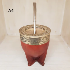 Mate Imperial Labrado con Bombilla pico de loro. - Vuelta al Pago