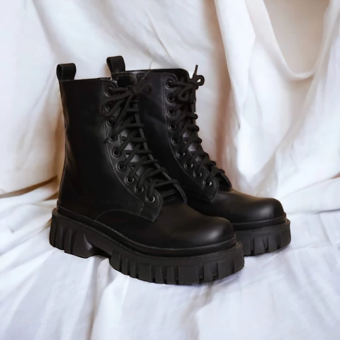 Borcegos Austin 9 ojales base estilo tractor del 35 al 45