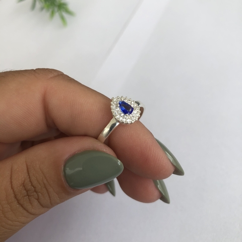 Anel Cravejado Gota Azul com Cristal