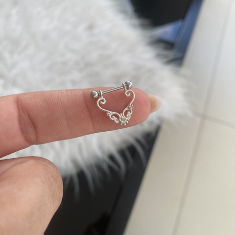 Piercing Hélix Cravejado