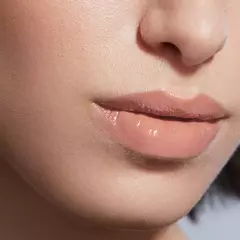 Cher Beauty Hyaluron Lip Gloss Efecto Plumping Hialuronico - comprar online