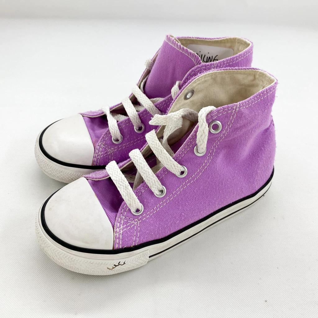 CON DETALLE / ZAPATILLAS-CONVERSE-NRO 26 EUR