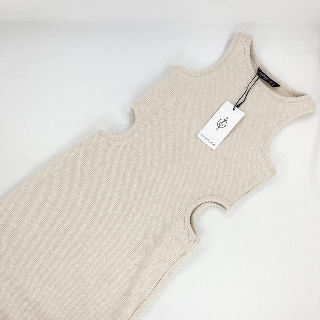 A ESTRENAR / VESTIDO-STRADIVARIUS-T XS