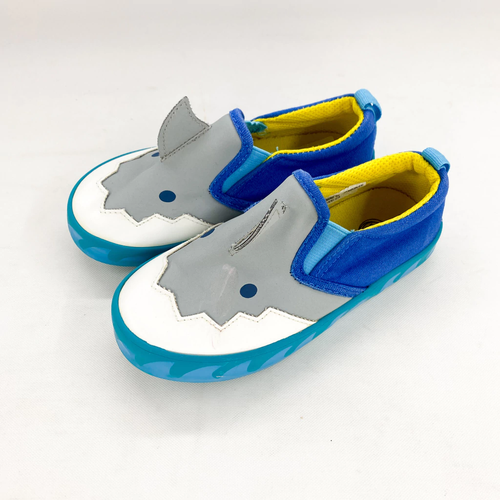 CON DETALLE / ZAPATILLAS-WONDER NATION-NRO 26 EUR