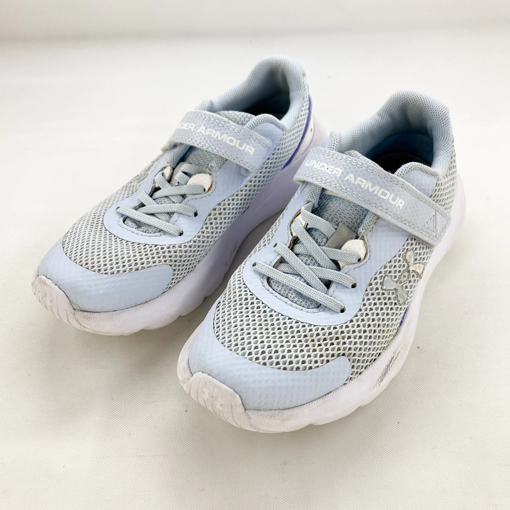ZAPATILLAS-UNDER ARMOUR-NRO 33 ARG