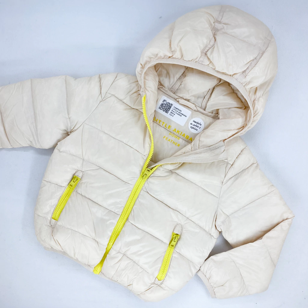 CON DETALLE / CAMPERA-LITTLE AKIABARA-T 4 Y