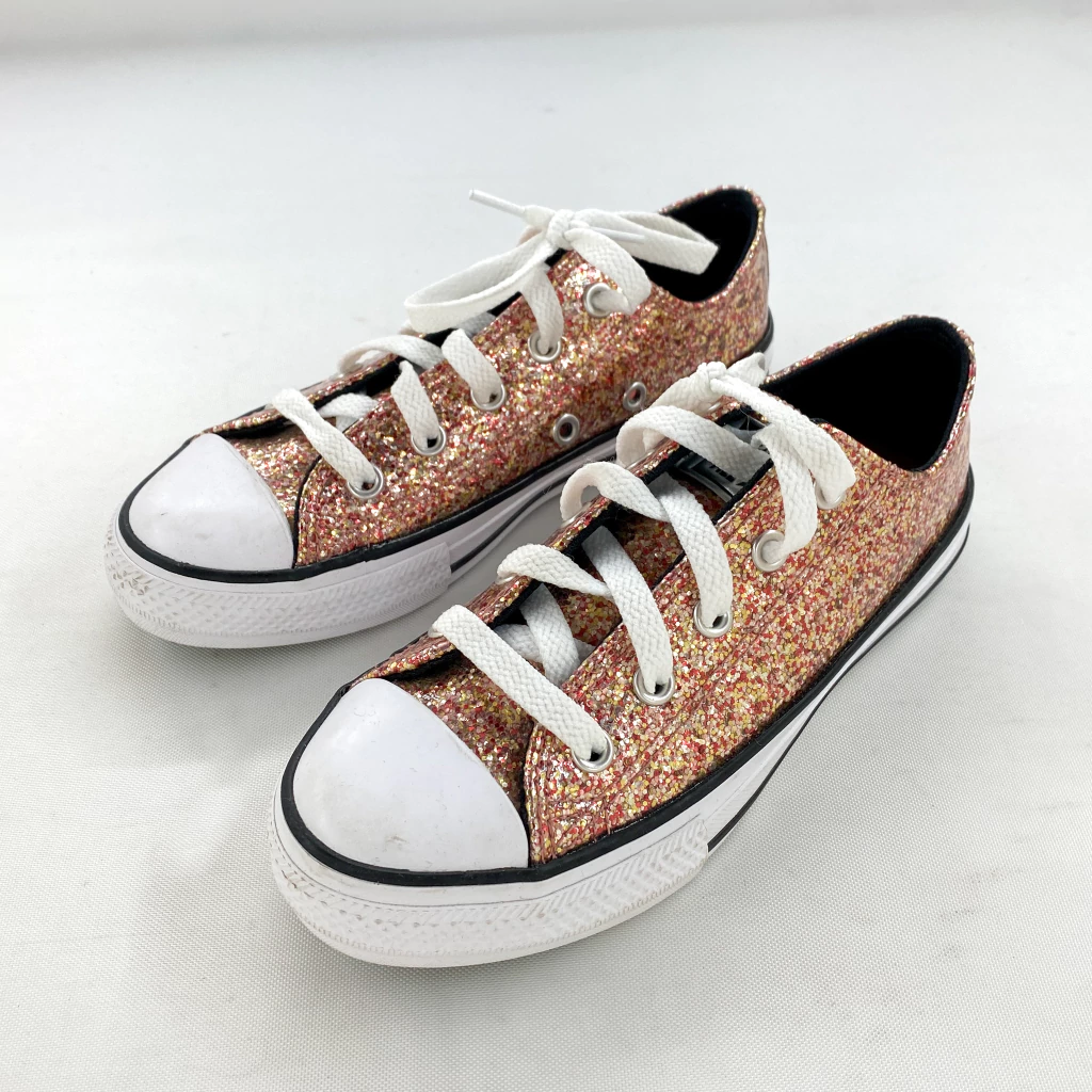 A ESTRENAR / ZAPATILLAS-CONVERSE-NRO 31 EUR