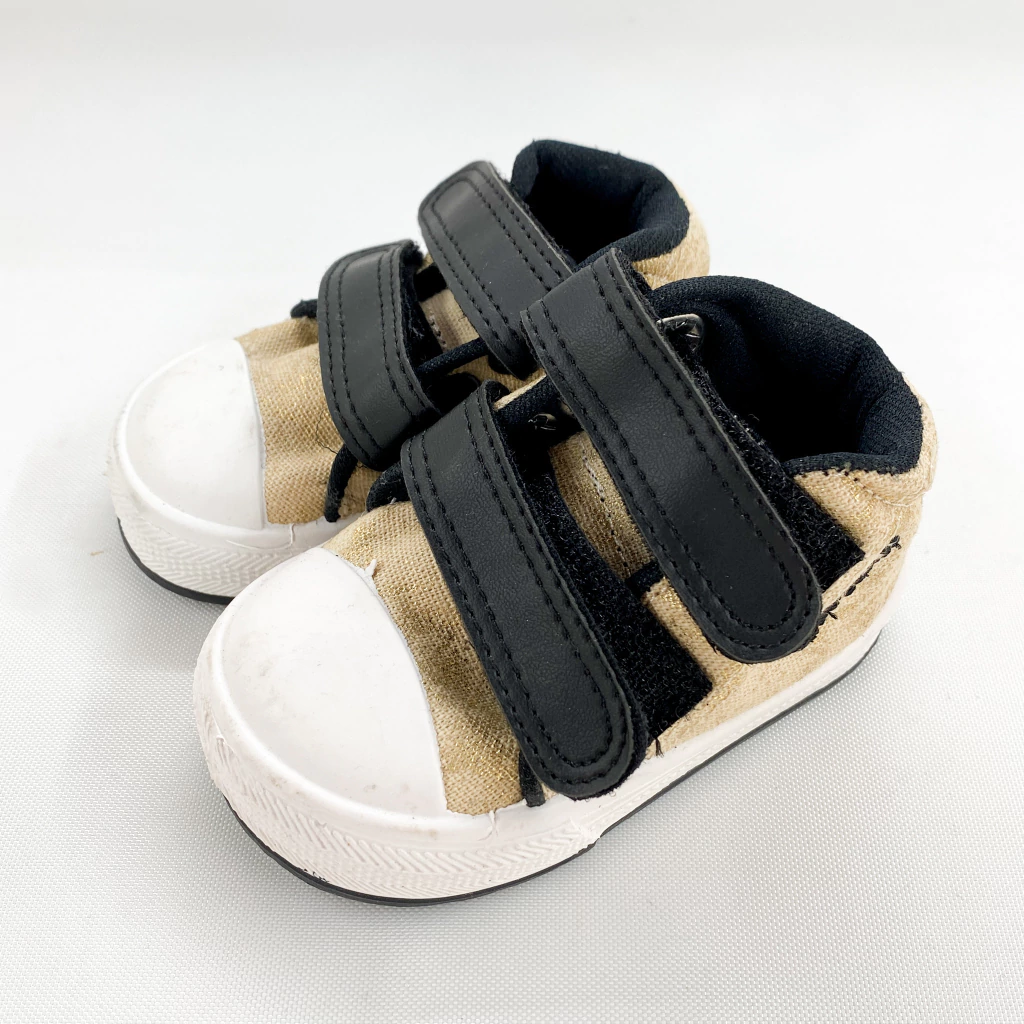 ZAPATILLAS-SMALL-NRO 18 ARG
