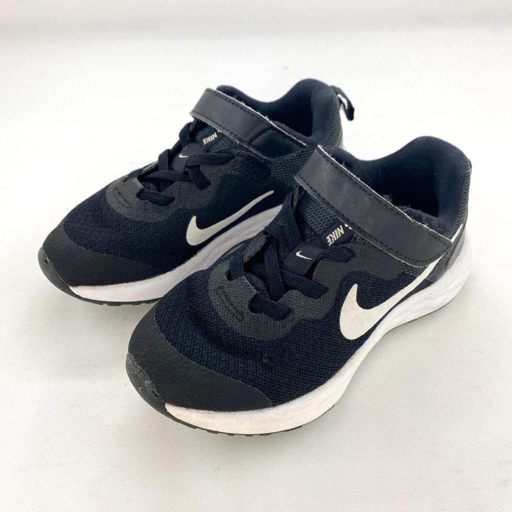 ZAPATILLAS-NIKE-NRO 28 EUR