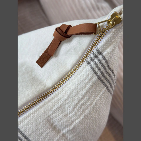 Variedad de Fundas almohadón cierre gold marino - tienda online