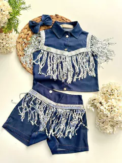 Conjunto Ana Castela Boiadeira Jeans com Franja Paetê Prata Sem Manga (Camisa + Shorts + Laço de Cabelo) 1 a 16 anos - (cópia)