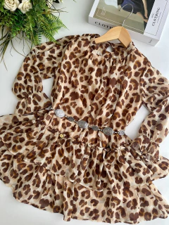 Vestido Beatriz na internet
