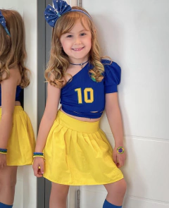 Conjunto BRASIL Copa do Mundo (Saia Short Amarelo + Cropped Azul + Laço de Cabelo)