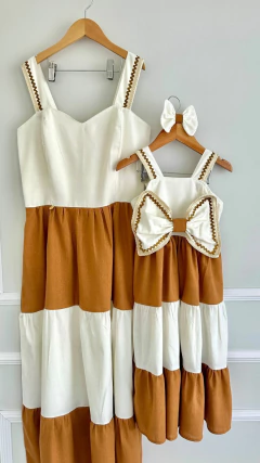Vestido Giulia Mãe e Filha (Acompanha Laço de Cabelo) (cada) na internet