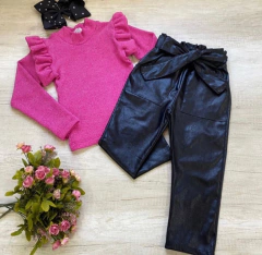 Conjunto Blusa Pink Tricô + Calça Clochard Bengaline