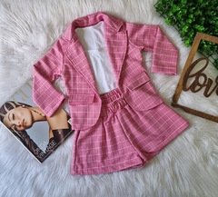 Conjunto Moletinho Xadrez Rosa 3 Peças (Blazer + Short + Blusa Branca) - comprar online