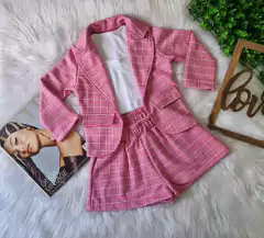 Conjunto Moletinho Xadrez Rosa 3 Peças (Blazer + Short + Blusa Branca) - comprar online