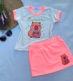 Conjunto Capivara Lovers (Blusa + Shorts Saia ) - comprar online