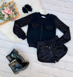 Conjunto Moletom Preto Flanelado com Detalhes em Paetê