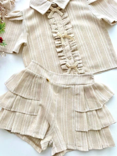 Conjunto Sophie (Acompanha Laço de Cabelo) na internet