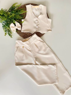 Conjunto Keila (Acompanha Laço de Cabelo)