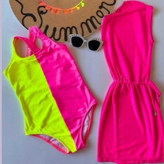 Saida de Praia Rosa Neon na internet