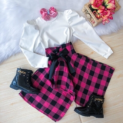 Conjunto Flanela Pink Xadrez (Blusa Branca Manga Longa + Saia) na internet