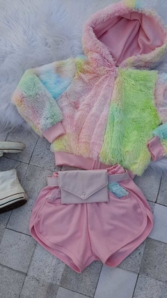 Conjunto Peludinho Arco Íris (Jaqueta + Short) - comprar online