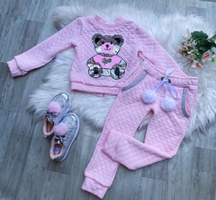 Conjunto Moletom Rosa Metalassê Ursinho com Pompom (Calça + Jaqueta)