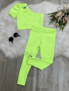 Conjunto Neon Lacinho no Ombro (Cropped + Legging)