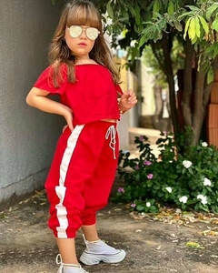 Conjunto Comfy Vermelho e Branco na internet