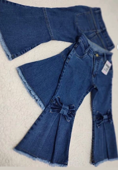 Calça Flare Jeans Lacinho