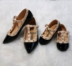 Sapatilha Preta Verniz Modelo Valentino