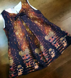 Vestido Boneca Trapézio Dourado