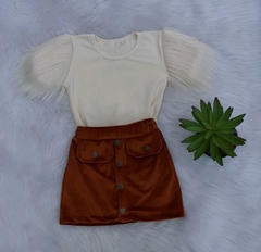Conjunto Blusa Manga Pelinho + Saia Veludo