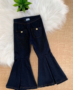 Calça Flare com Elastano