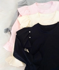 Blusa Preta Manga Longa com Pérolas - comprar online
