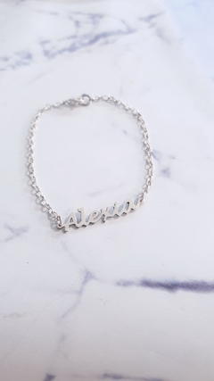 Pulsera de nombres en internet