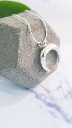 Collar Luna en internet
