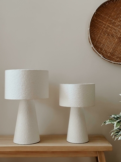 Imagen de Velador Bouclé blanco