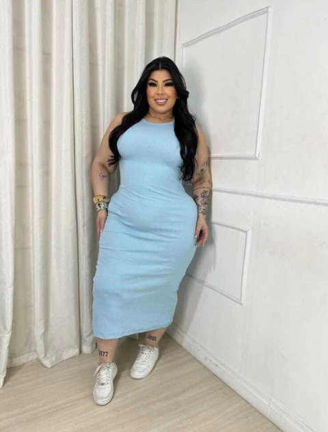 Vestido Midi Justo Sem Mangas