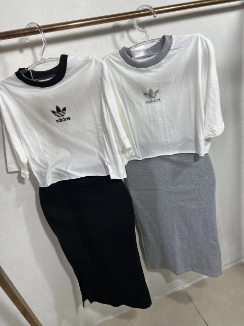 Conjunto Saia e Camiseta Adidas