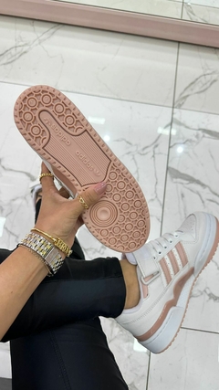 Tenis Adidas Forum velcro- Branco/nude - comprar online
